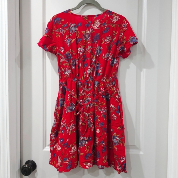 Lucky Brand Short Sleeve Vneck Mini Red Floral Dress, Tie Back, With Pockets - Picture 10 of 12